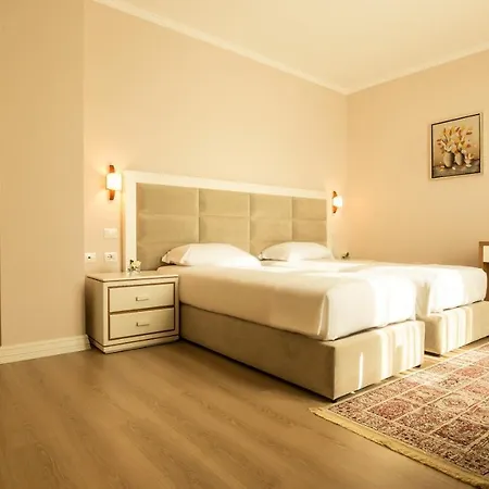 Royal Hill Szálloda