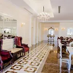 Hotel Royal Hill Vorë
