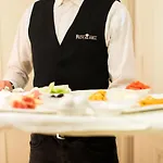 Hotel Royal Hill *
