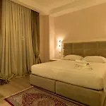 Hotel Royal Hill Vorë